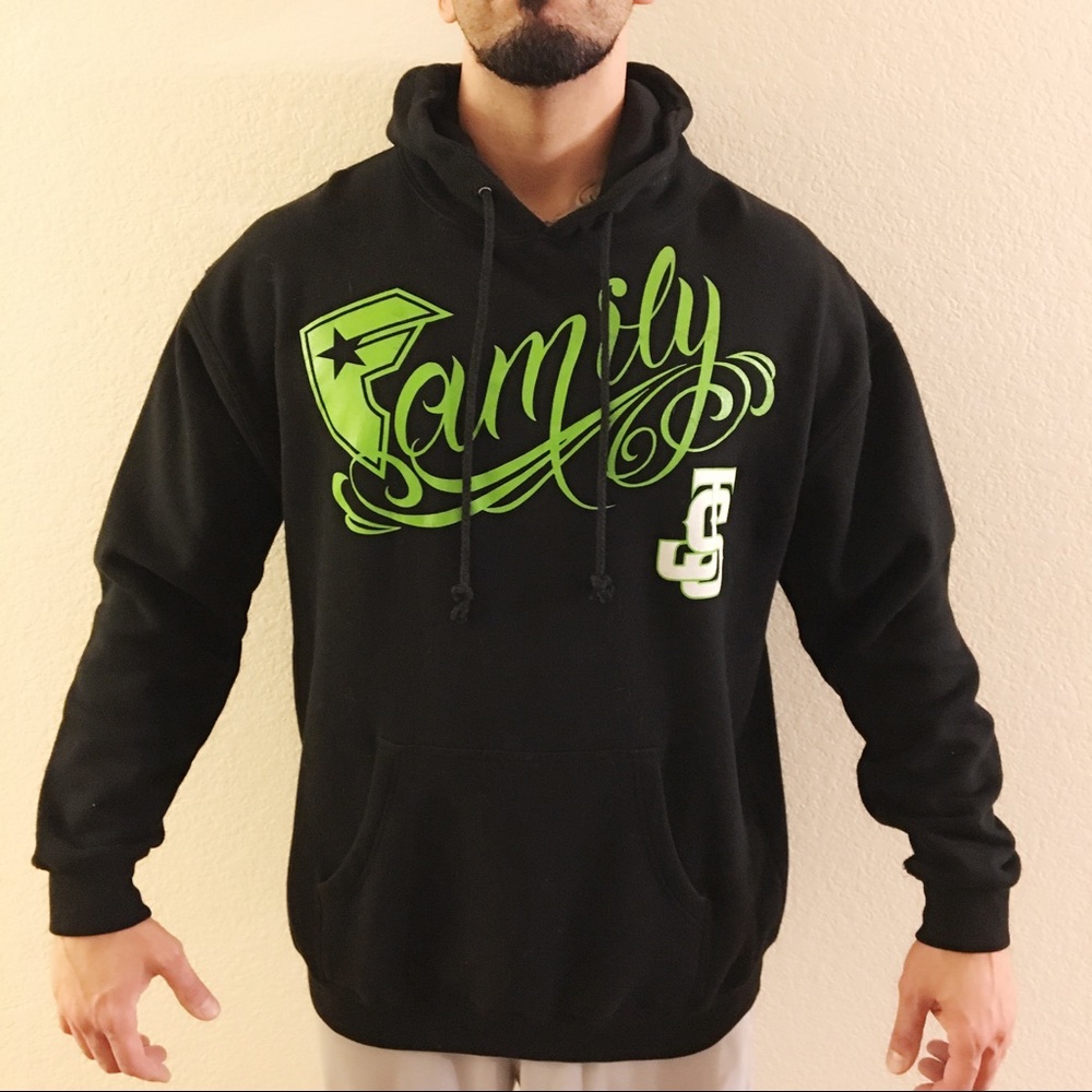 FAMOUS (Twitch) Black & Green Pullover Hoodie XL