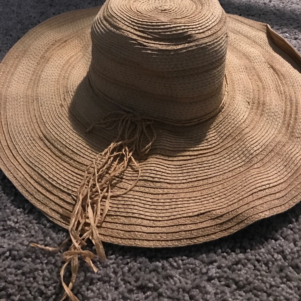 Beach hat🔴