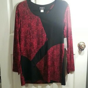 Women's gorgeous red and black design top (S)
