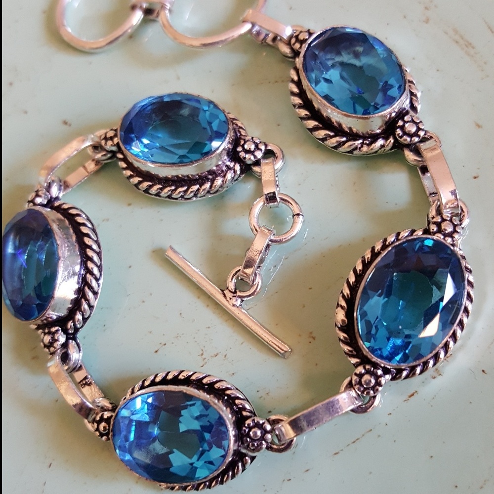 Sparkly blue crystal quartz silver link bracelet - Picture 2 of 5