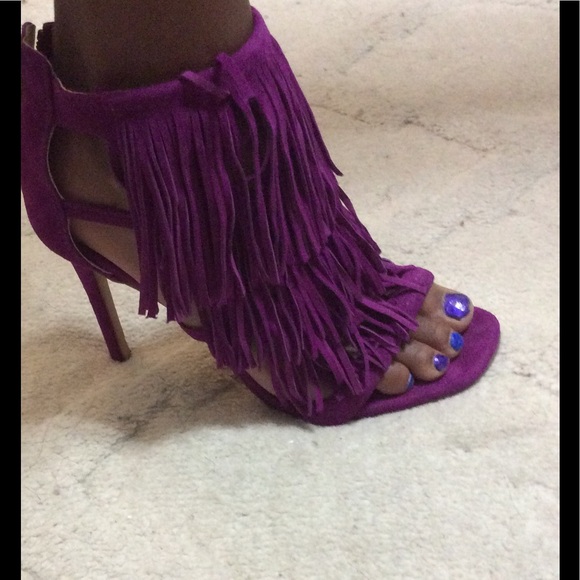 Fringe Heels - Picture 1 of 4
