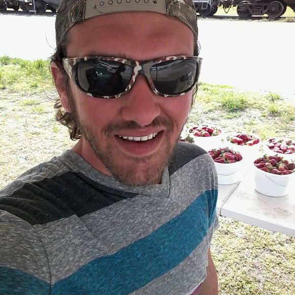Meet your Posher, Matt - Picture 1 of 1