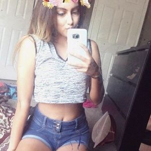 Meet your Posher, Julissa