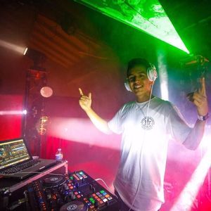 Meet your Posher, Richard