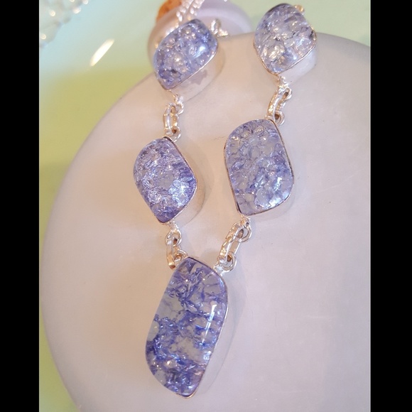 Blue cracked crystal quartz silver link necklace - Picture 3 of 3