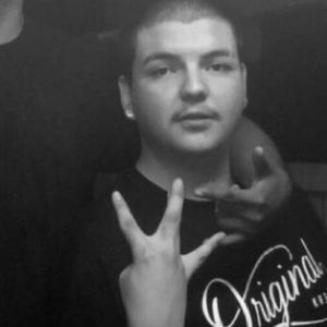 Meet your Posher, Luis