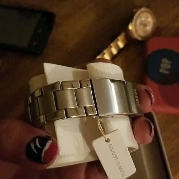 Fossil watch main image 4