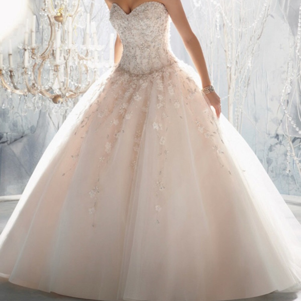 Mori Lee bridal Gown