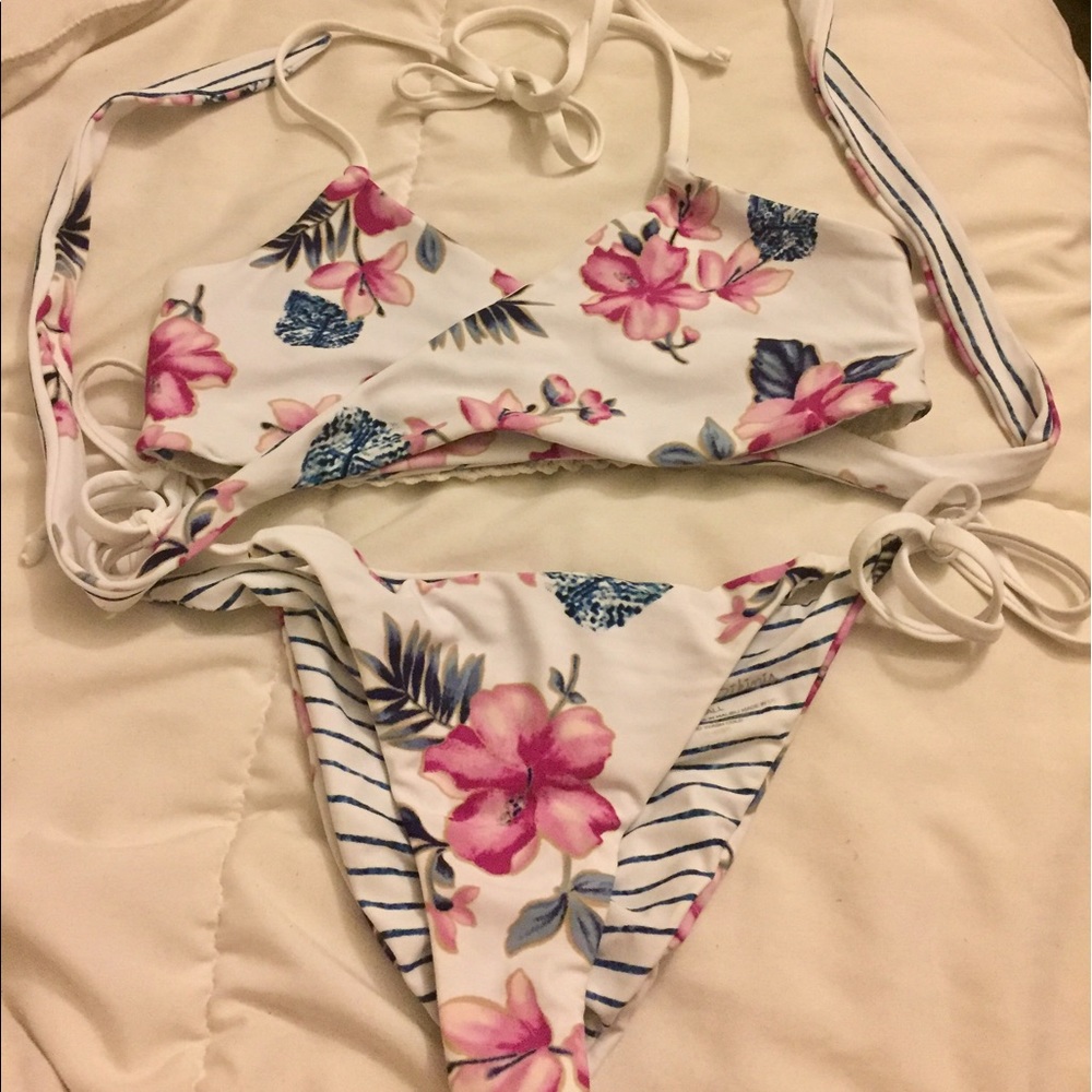 Preowned Frankie's Bikinis In Great Condition 👙