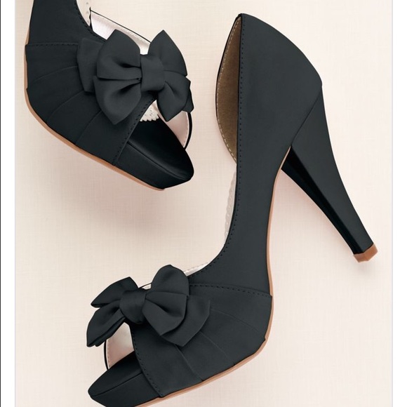 Michelangelo Satin Heels - Picture 4 of 4