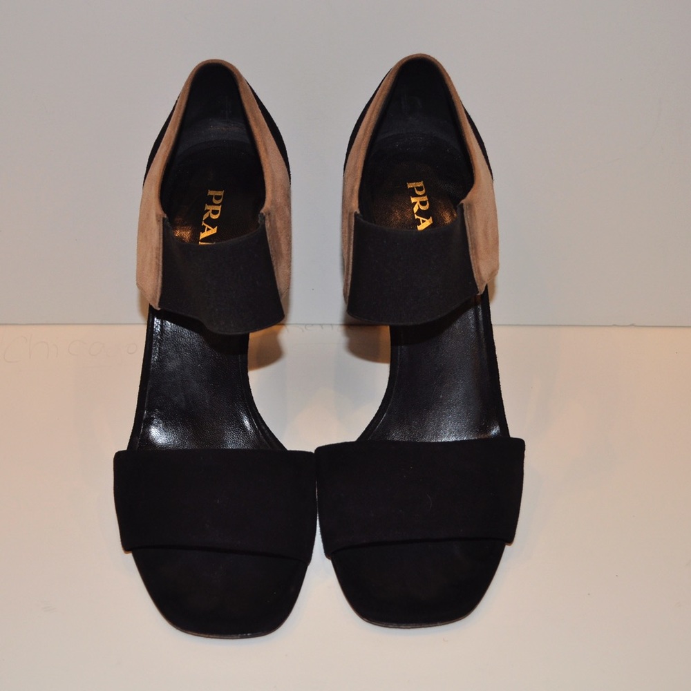 Authentic Prada Beige & Black Heels
