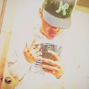 Meet your Posher, Manuel