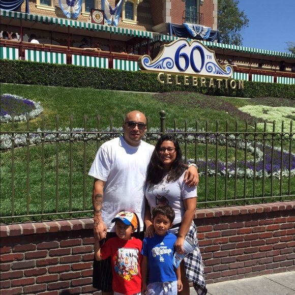 LA Woman ☕️🖤☮️ - Picture 6 of 7