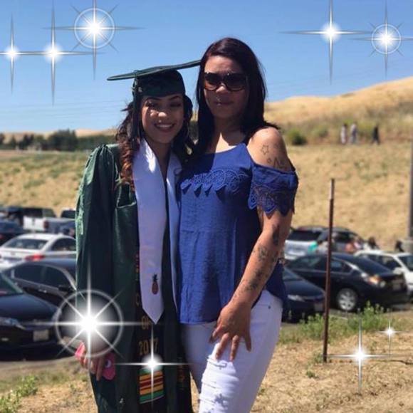 Meet your Posher, Eva - Picture 1 of 1