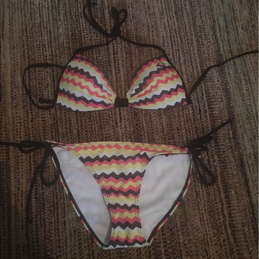 Zig zag bikini