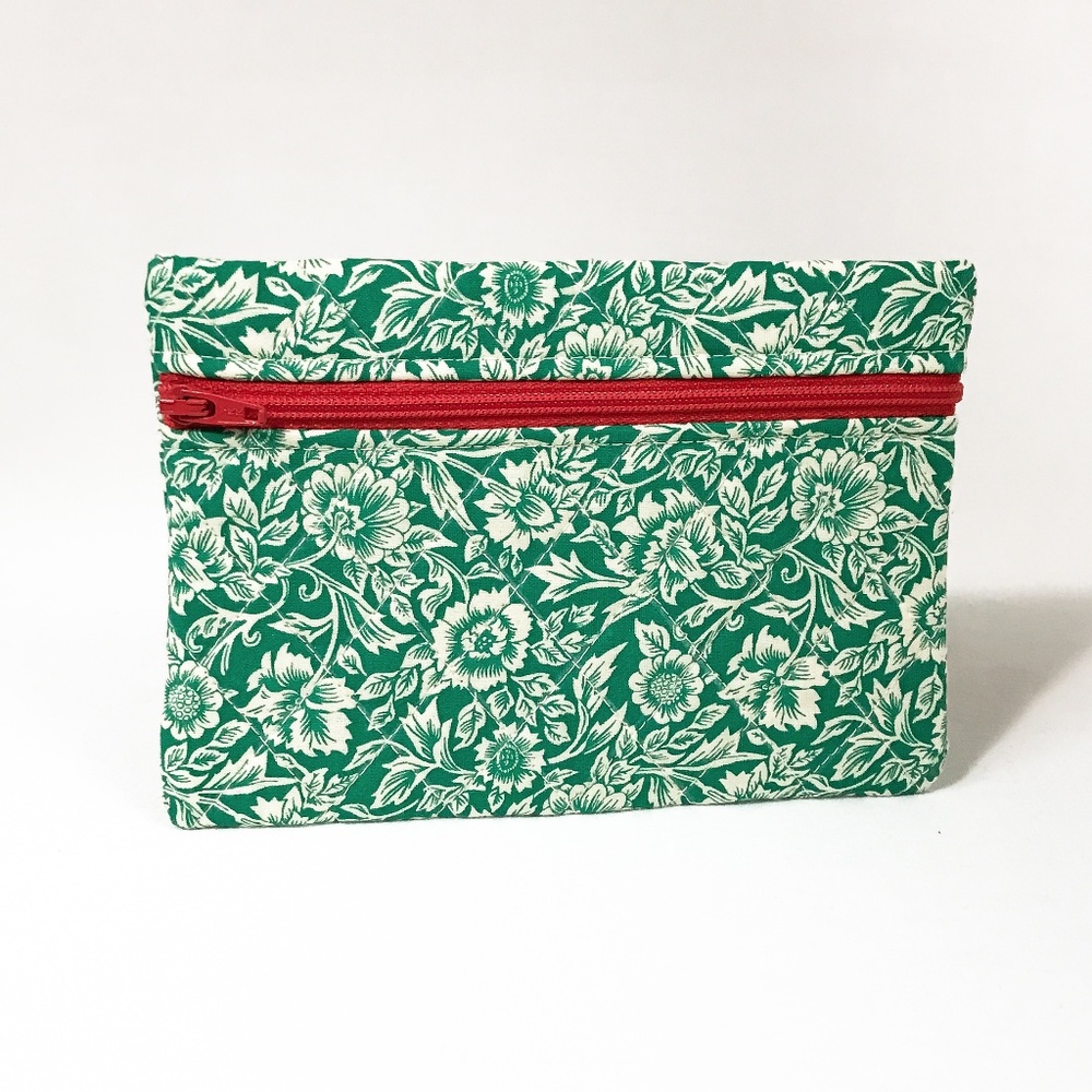 Quilted Floral Pocket Pouch