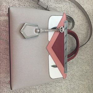 fendi 2jours bag bug