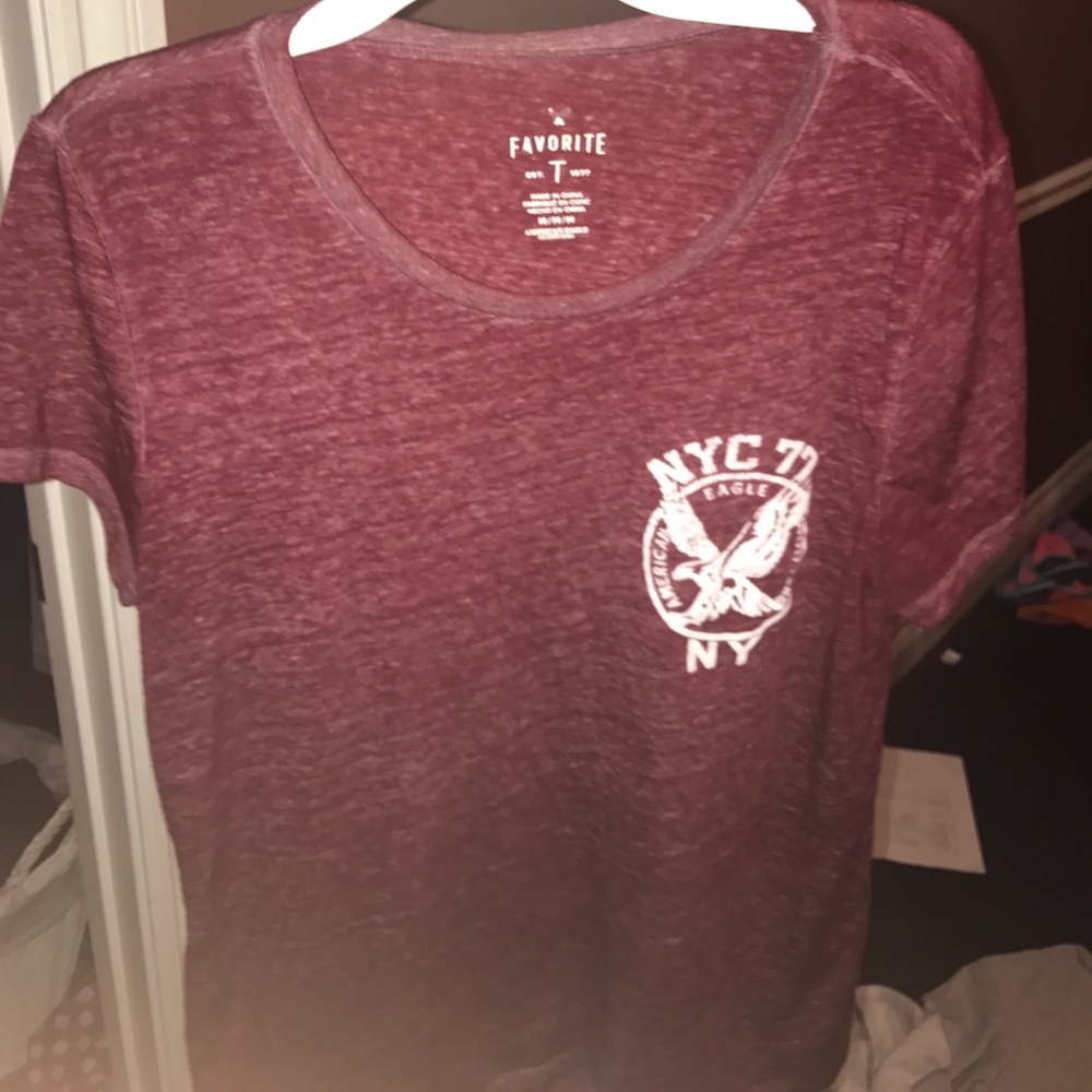 American Eagle favorite tee