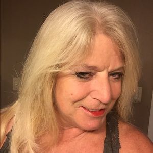 Meet your Posher, Vikki