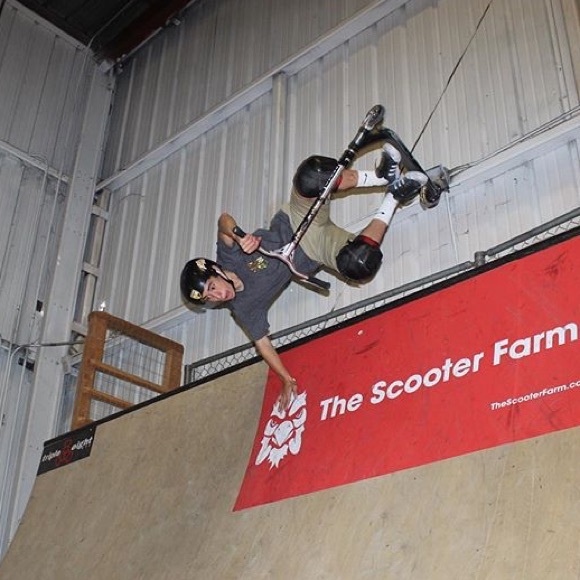 Meet your Posher, Kai - Picture 1 of 1