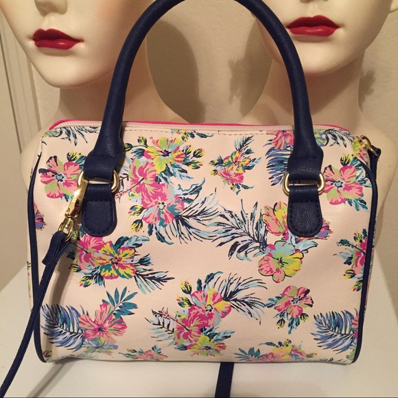 NEW BETSEY JOHNSON Floral Mini Barrel Satchel Bag - Picture 8 of 8
