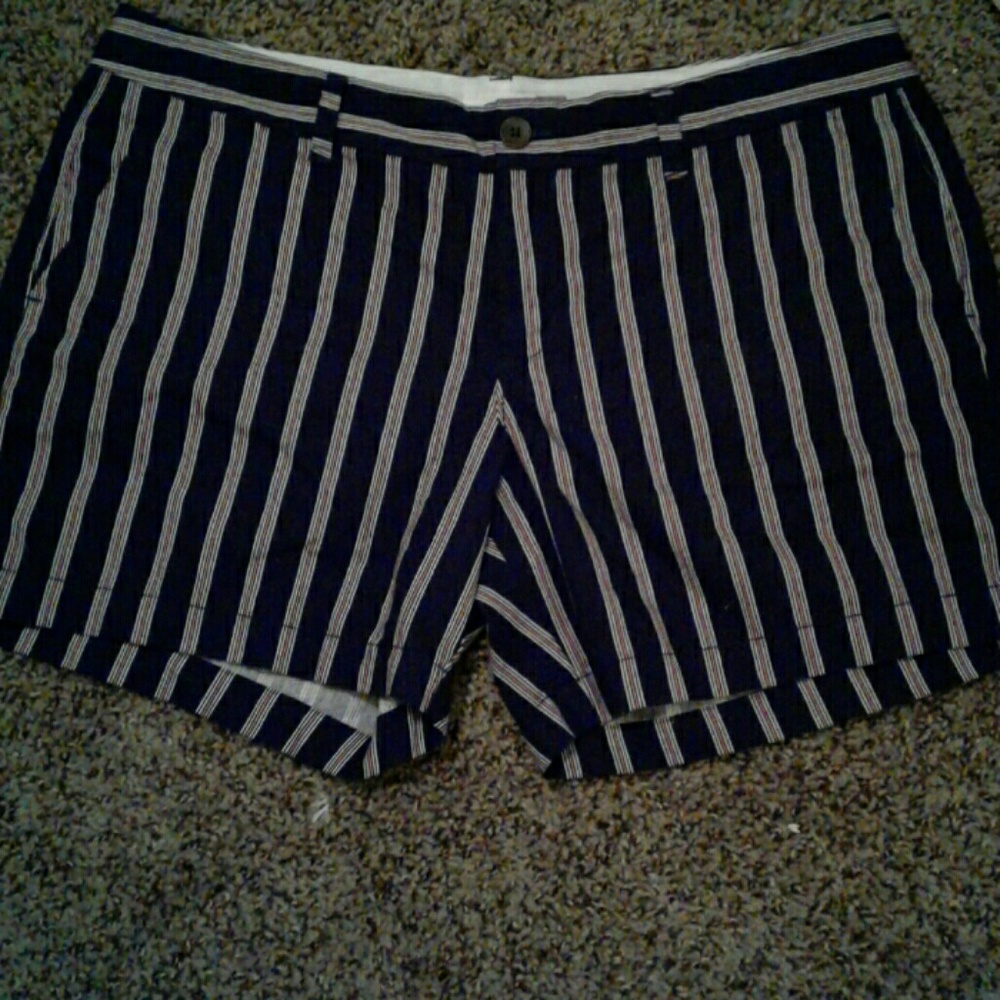 Striped - Shorts