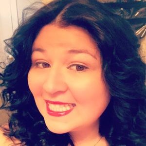 Meet your Posher, Kara