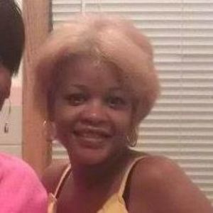 Meet your Posher, Cynthia