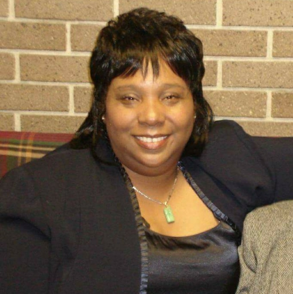 Meet your Posher, Helen