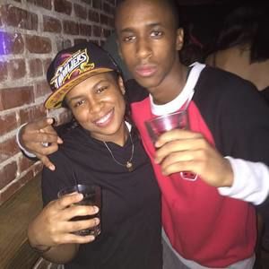 Meet your Posher, Whitley