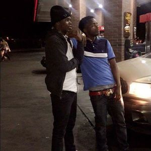 Meet your Posher, Dee