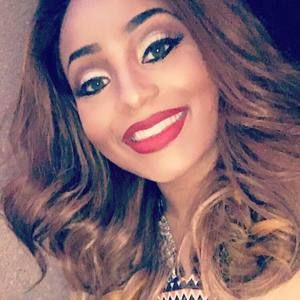 Meet your Posher, Adenike