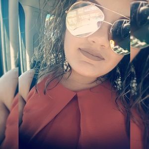 Meet your Posher, Natalie
