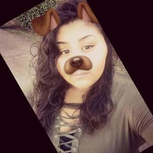 Meet your Posher, Valeria