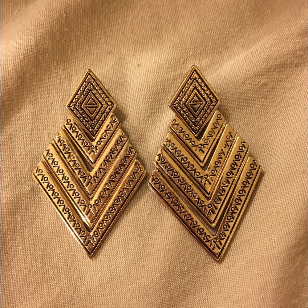 Gold & Black Earring Set (3)