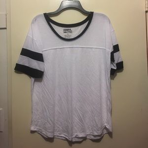 Cute jersey tee!