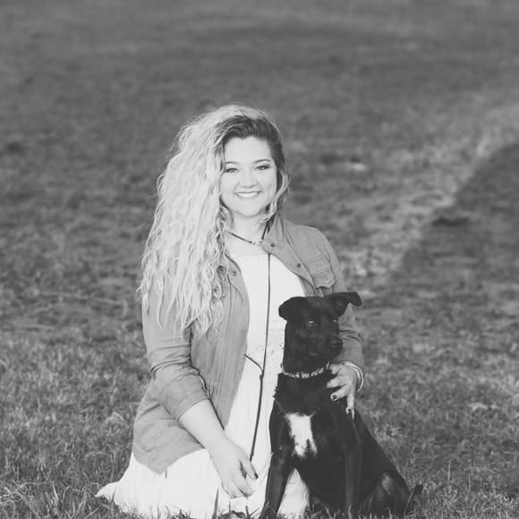 MEET ME 💖 - Picture 4 of 4