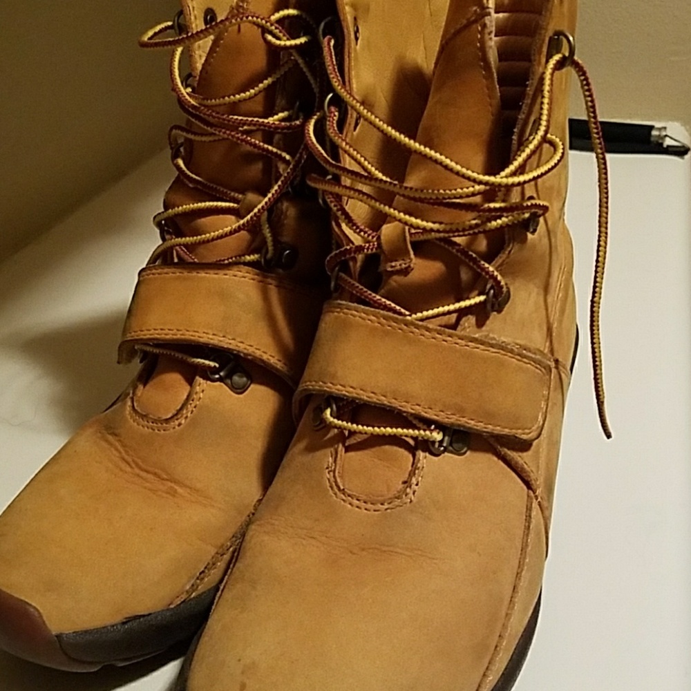 Timberland Wheat Wedge Boots