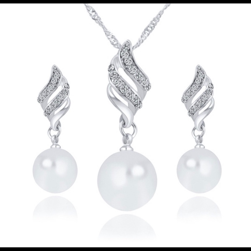 Pearl jewelry Silver plated Crystal Set