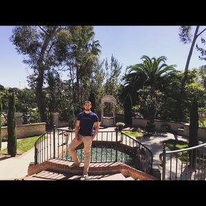 Meet your Posher, Can