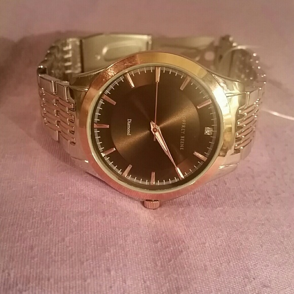 Geoffrey Beene watch - Picture 4 of 4