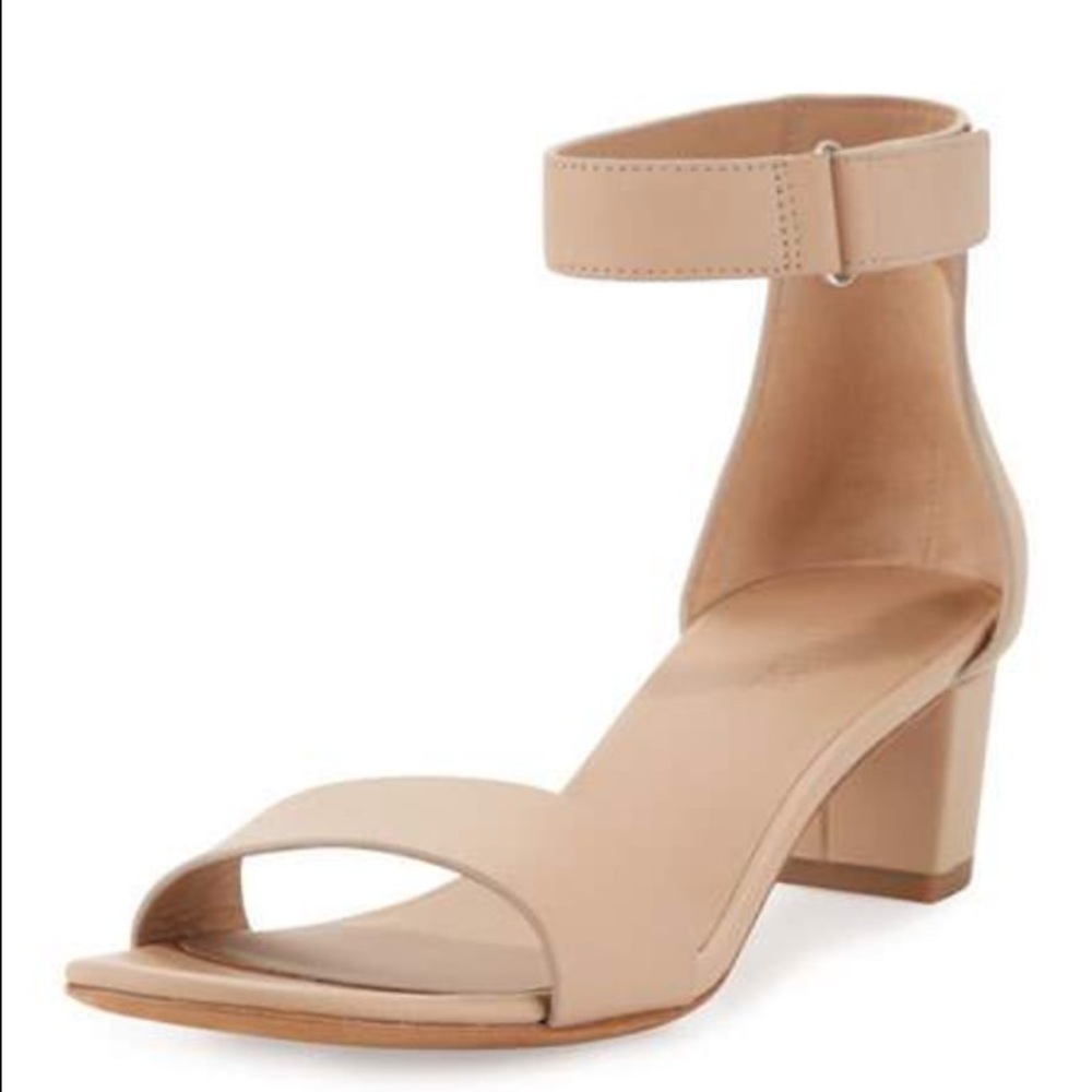 Vince Rita City Sandal - Nude-Excellent Condition!