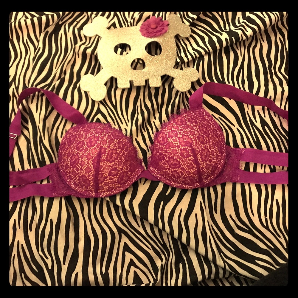 Sexy reddish purple strappy lace push up bra. 36c