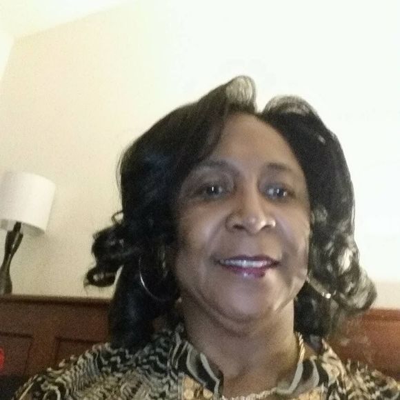 Meet your Posher, Charlene - Picture 1 of 1