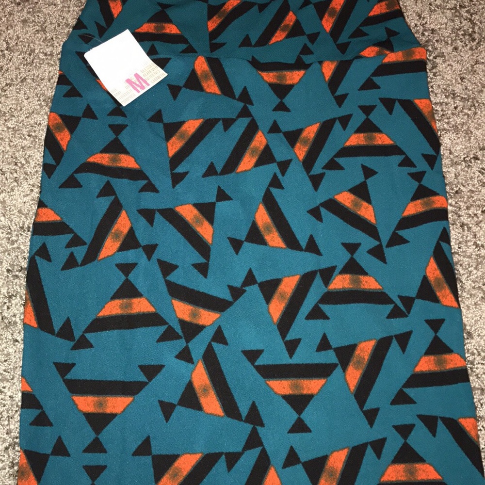 LuLaRoe Cassie