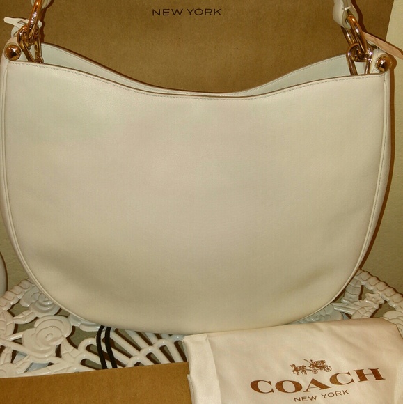 🚫SOLD🚫White coach bag( final sale) - Picture 2 of 5