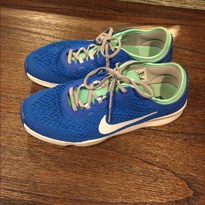 Nike Sneakers