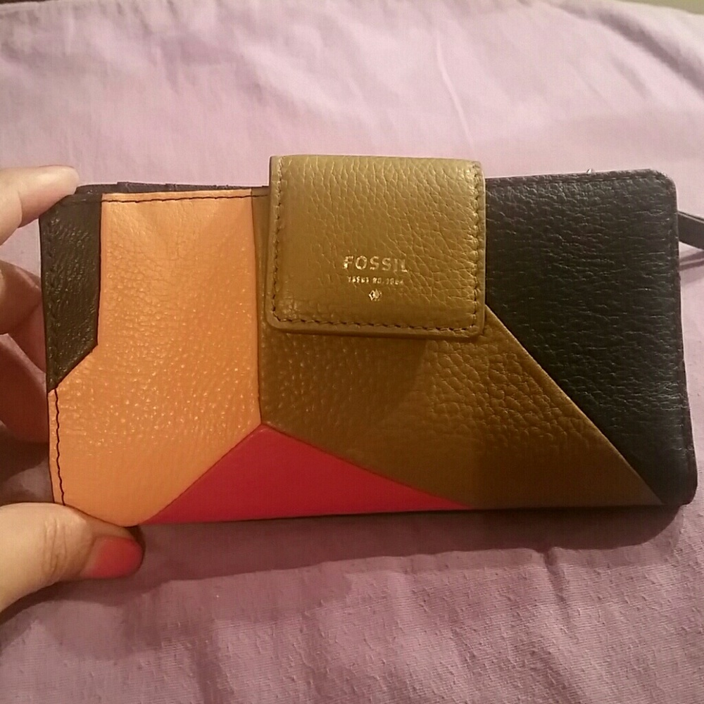 Fossil wallet