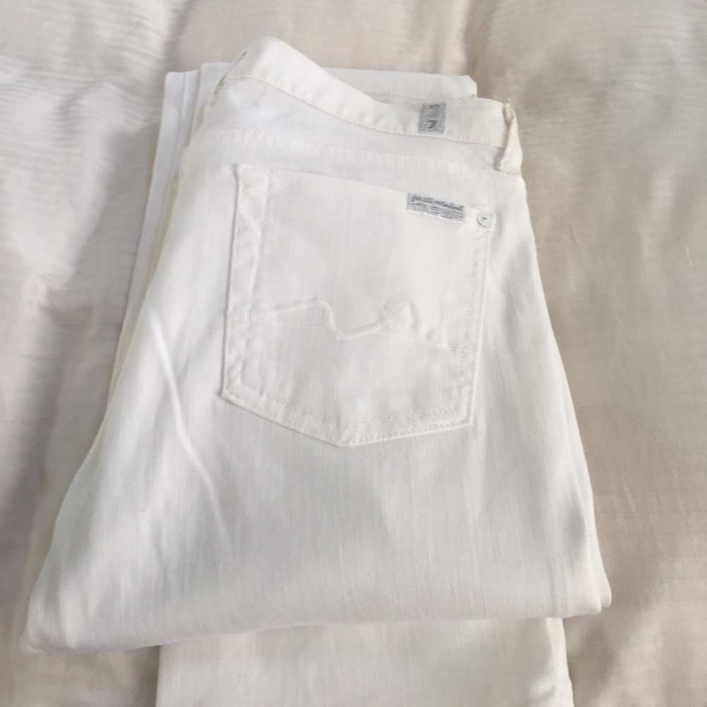 NWOT Seven 7 For All Mankind White Jeans
