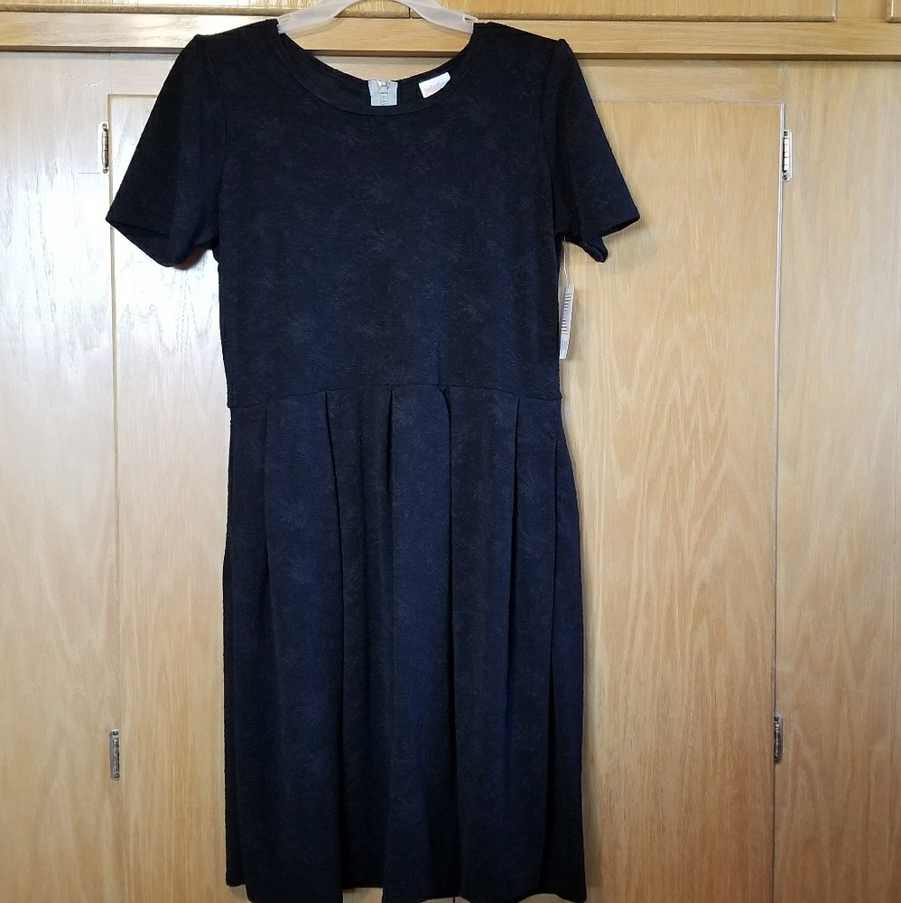 Black 2XL LuLaRoe Amelia Dress